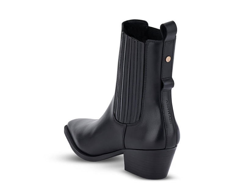 Urban Stud - Western Chic - Black